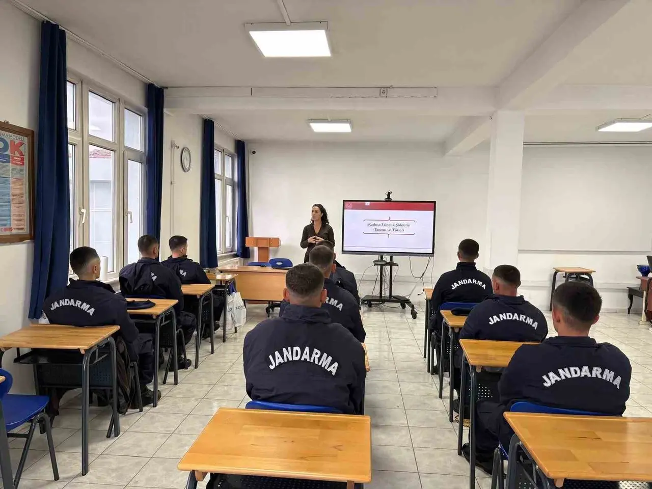 Jandarma personeline kadına şiddetle mücadele eğitimi