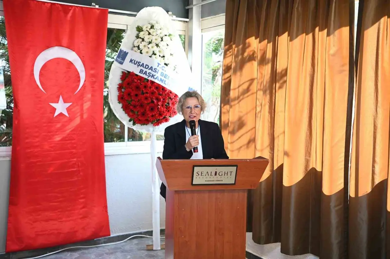 Kuşadası’nda ’Kadınlar zirvesi’ başladı
