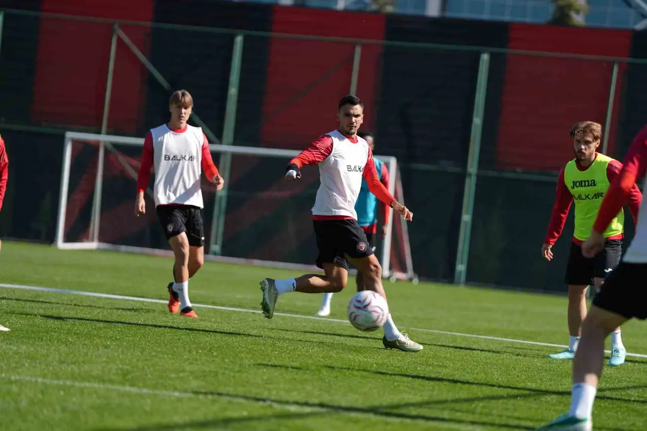 Çorum FK’da Göztepe maçı hazırlıkları sürüyor