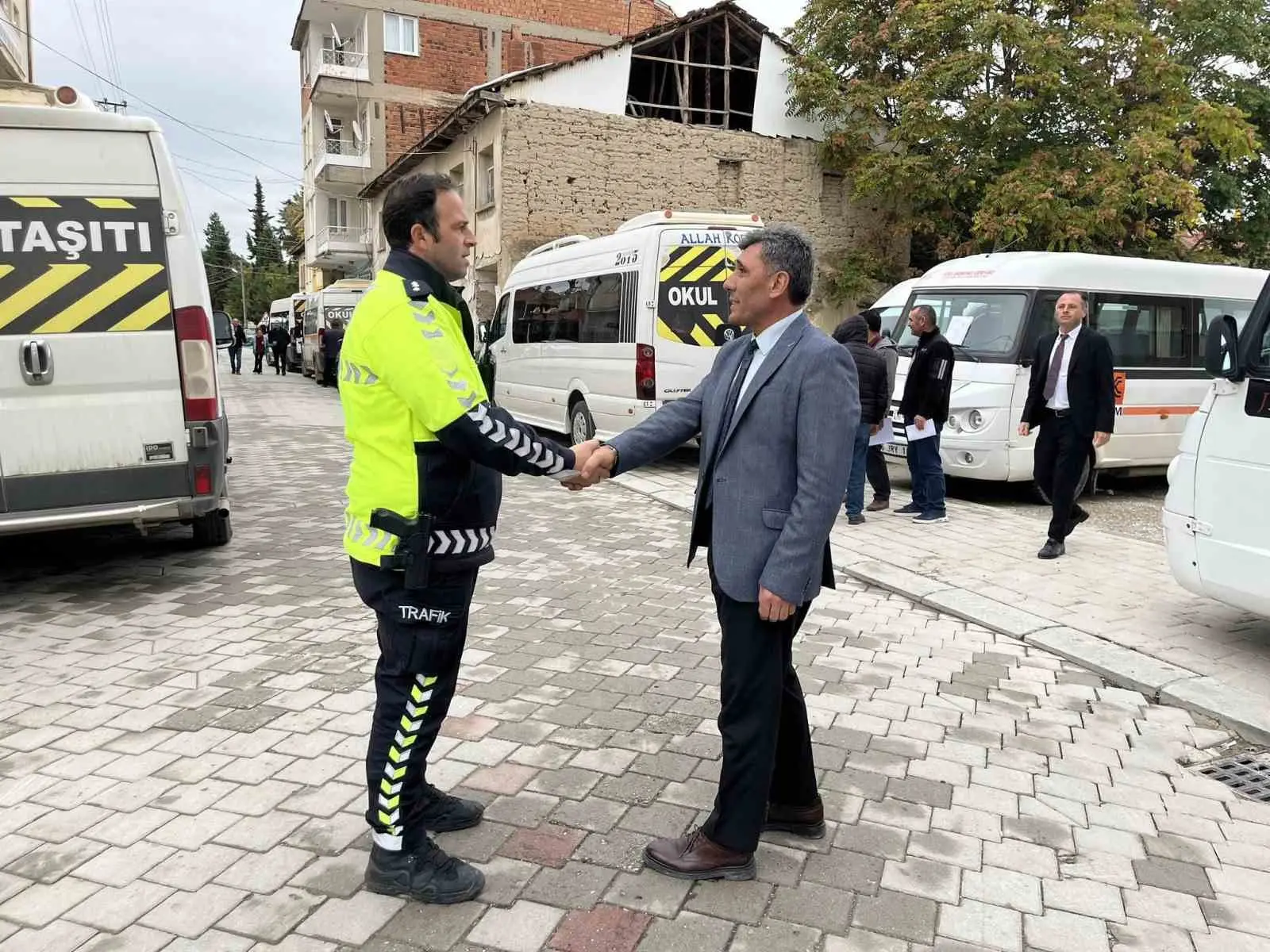 Öğrenci güvenliği için servisler tek tek denetlendi