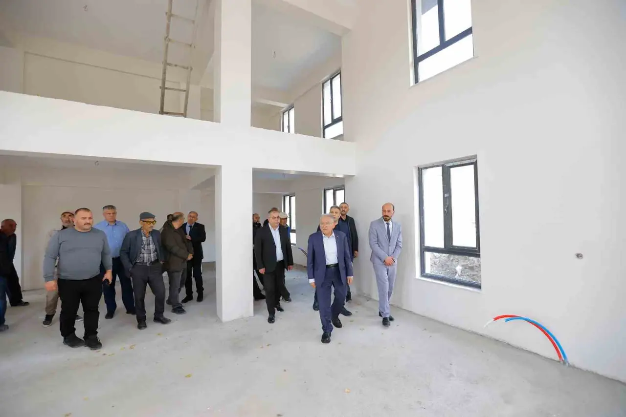 Başkan Büyükkılıç: "Yedioluk camii yeniden ibadete kazandırıldı"