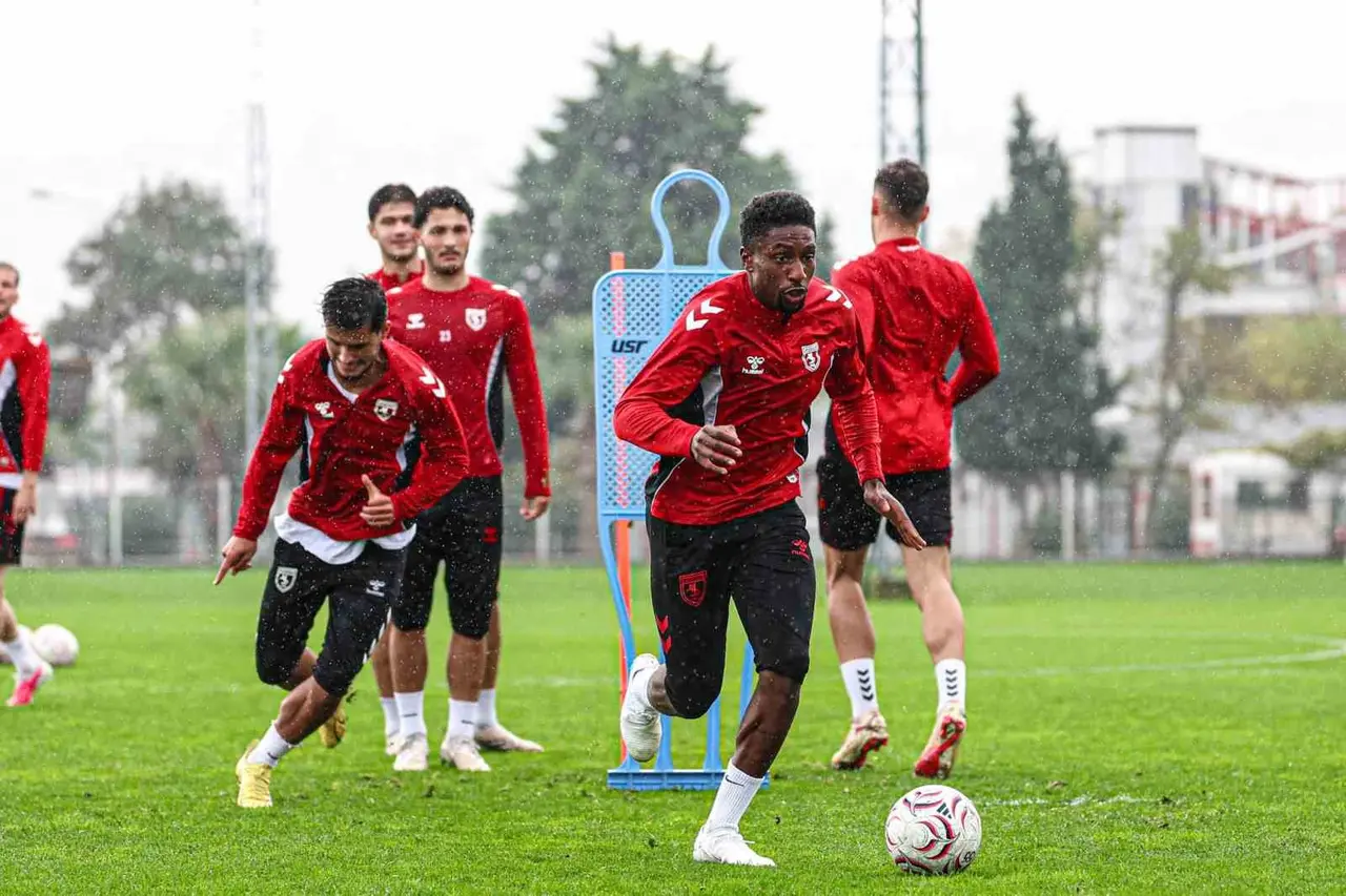 Samsunspor, kötü gidişe Başakşehir FK karşısında dur demek istiyor