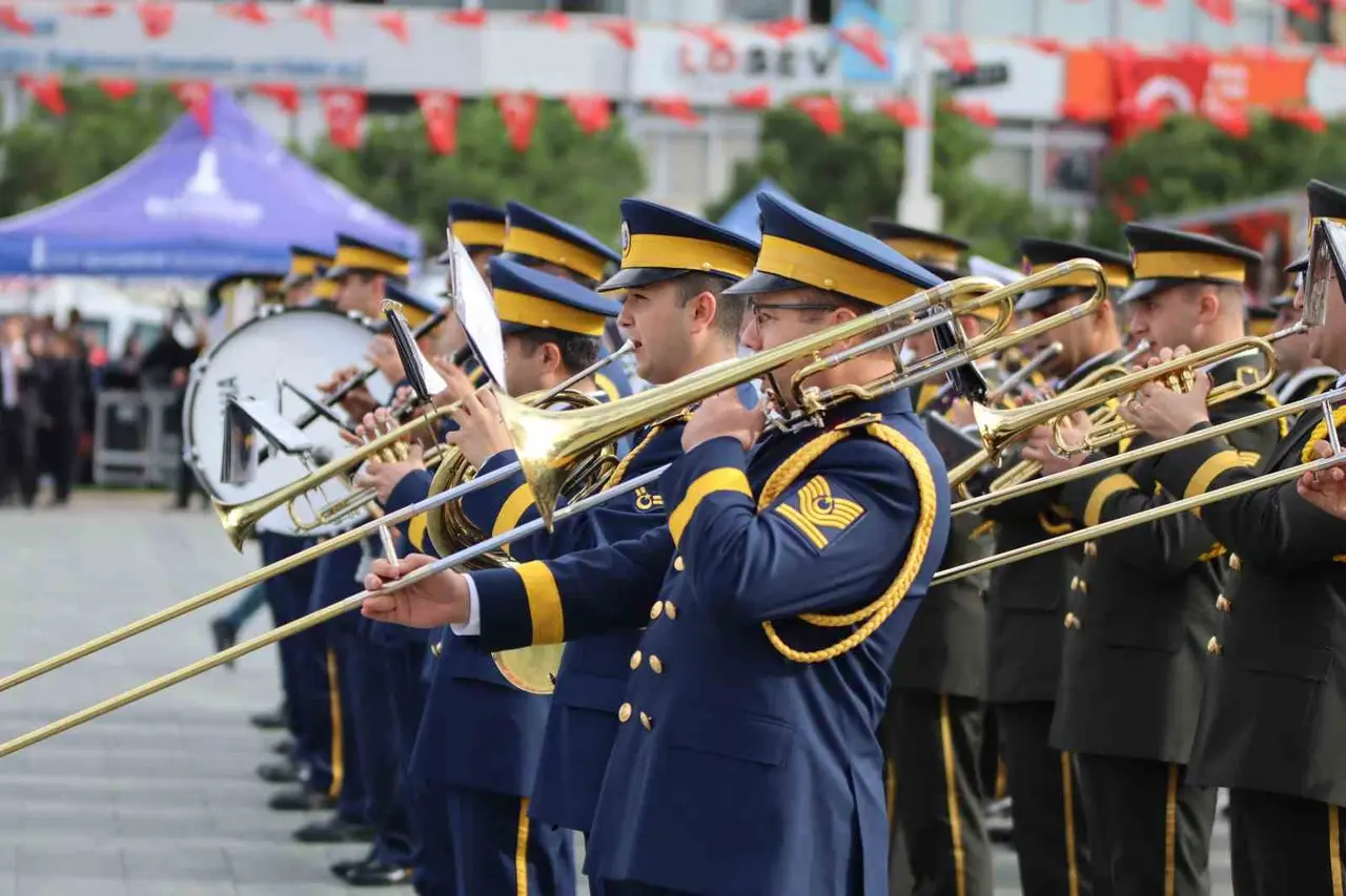İzmir’de Cumhuriyet Bayramı heyecanı