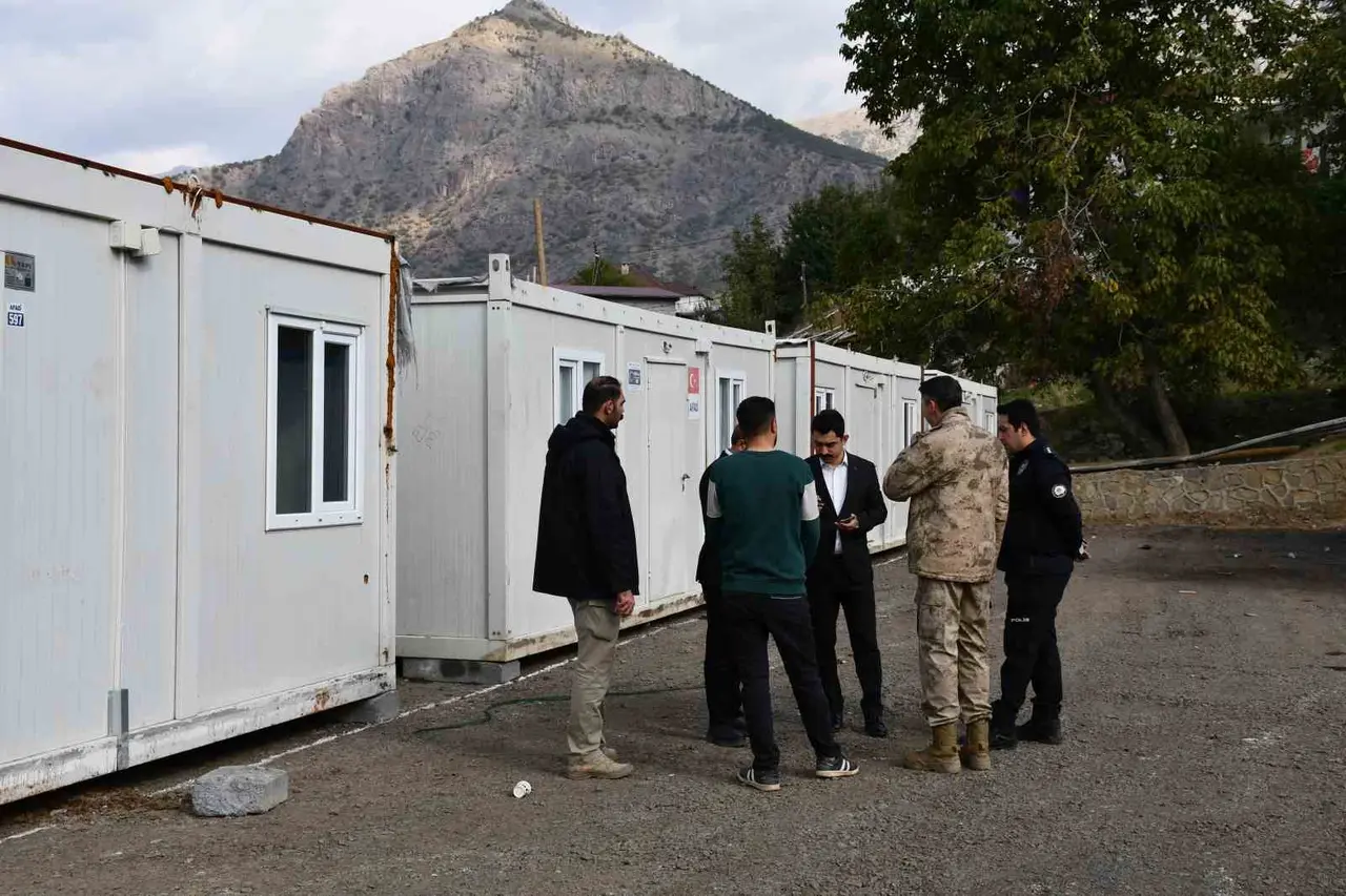 Beytüşşebap’ta konteyner kent kuruldu