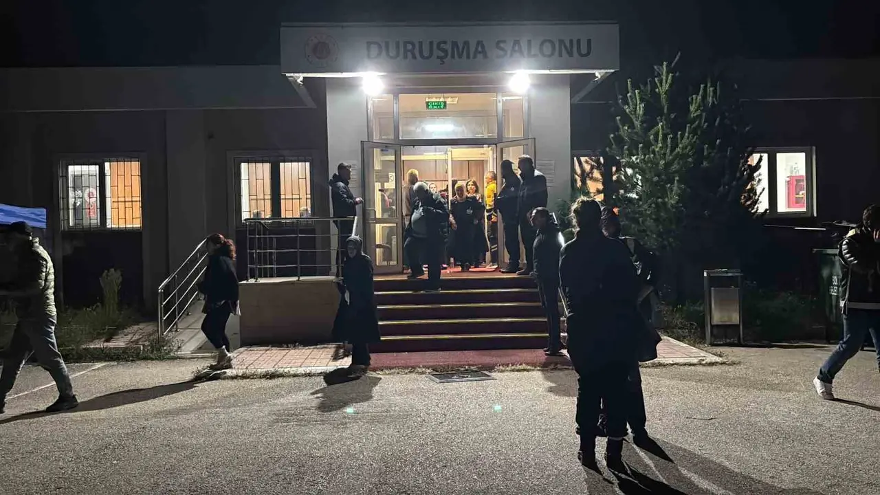 Bolu’da irtikap davasında ilk gün Tanju Özcan’ın savunmasıyla tamamlandı
