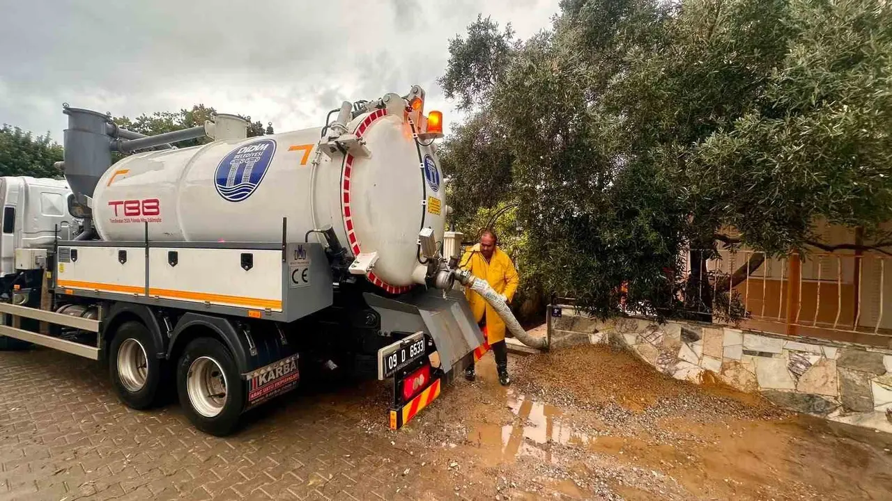 Didim Belediyesi’nden yağış sonrası müdahale