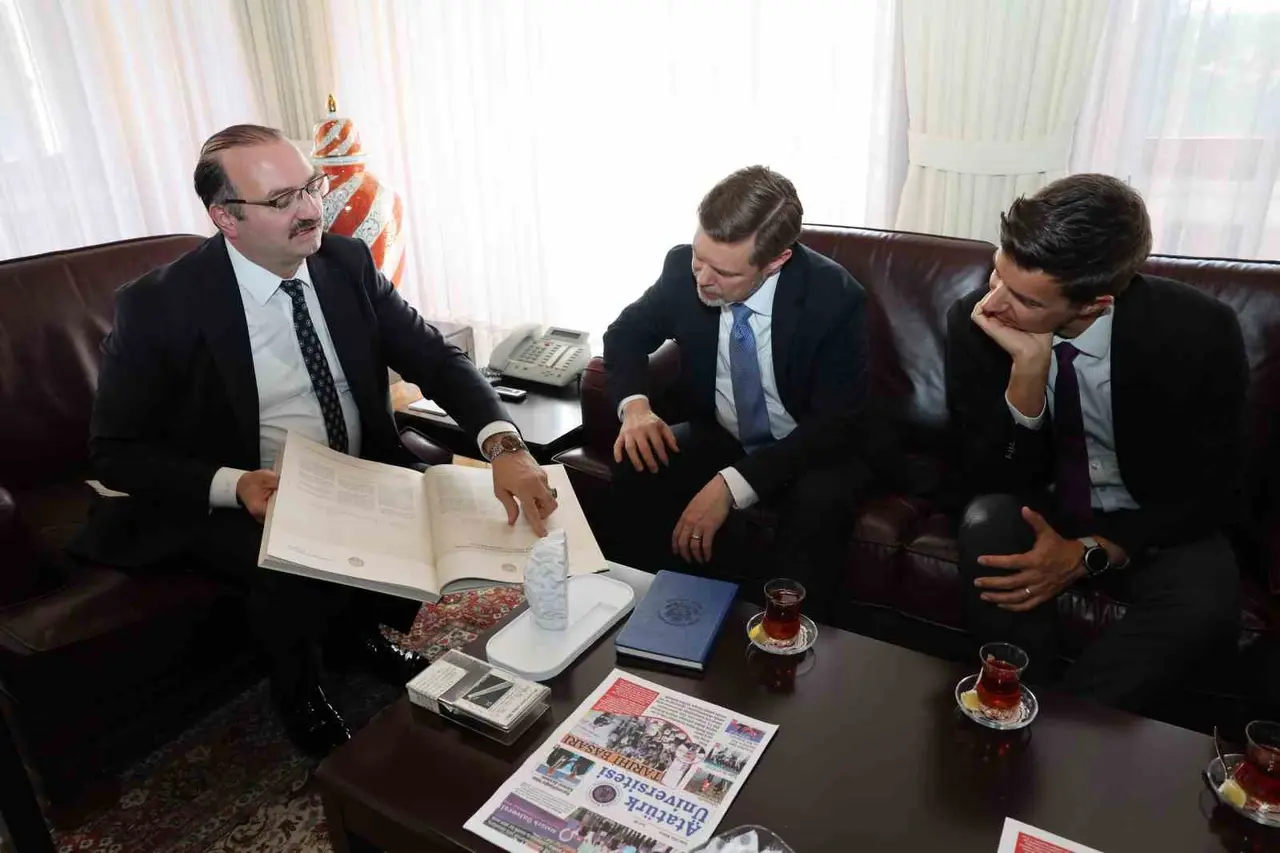 ABD Ankara Büyükelçiliği kamu diplomasisi heyetinden Atatürk Üniversitesine ziyaret