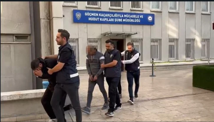 Ağlarına d&uuml;ş&uuml;rd&uuml;kleri T&uuml;rk ve yabancı kadınlara zorla fuhuş yaptıran 3 kişi yakalandı
