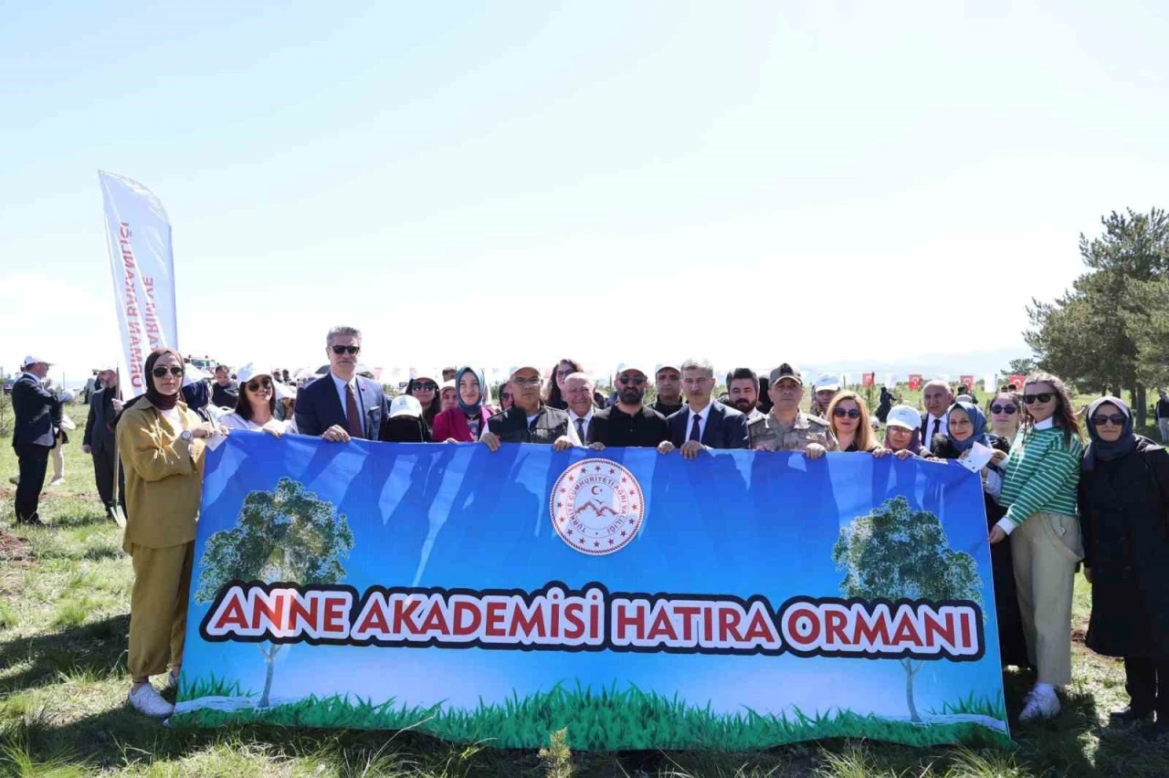 Ağrı’da Anneler Günü’ne özel &quot;Anne Akademisi Hatıra Ormanı&quot; oluşturuldu

