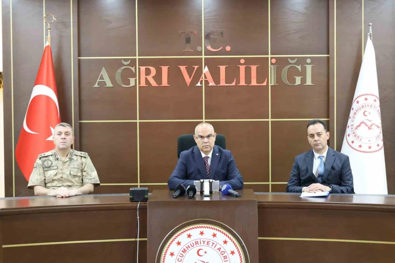 Ağrı’da asayiş ve güvenlik bilgilendirme toplantısı gerçekleştirildi

