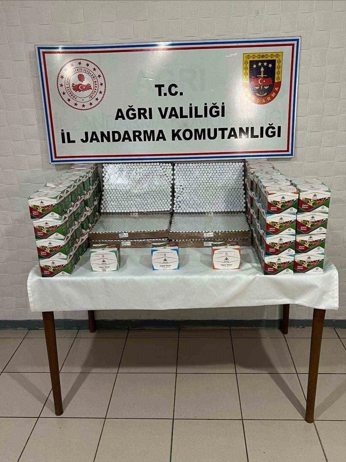 Ağrı’da jandarmadan kaçak botoks ilacı ve elektronik sigara operasyonu
