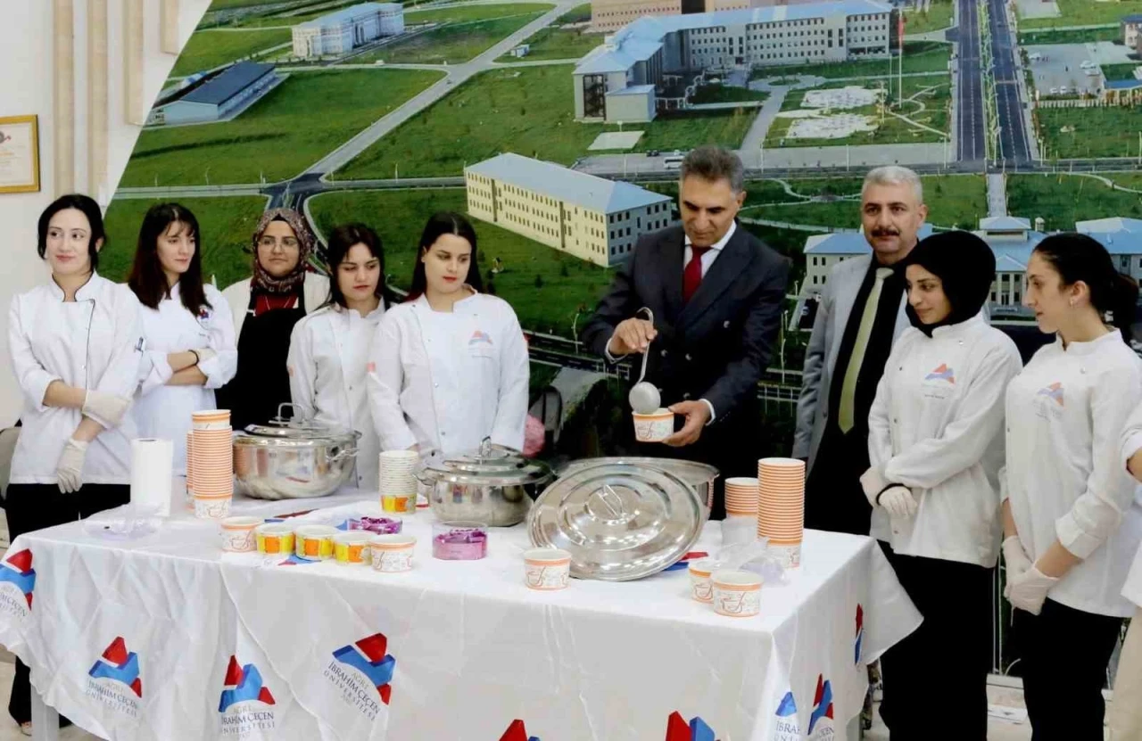 Ağrı’da öğrenciler yöresel lezzet &quot;Gırar&quot; çorbasını deneyimledi
