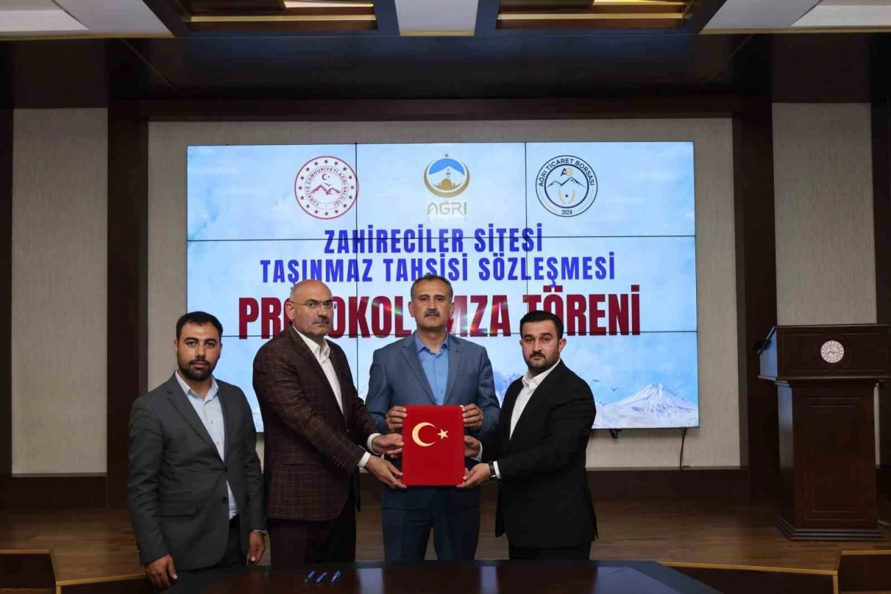 Ağrı&rsquo;da zahirecilik sekt&ouml;r&uuml;ne y&ouml;nelik yatırım i&ccedil;in taşınmaz tahsis edildi
