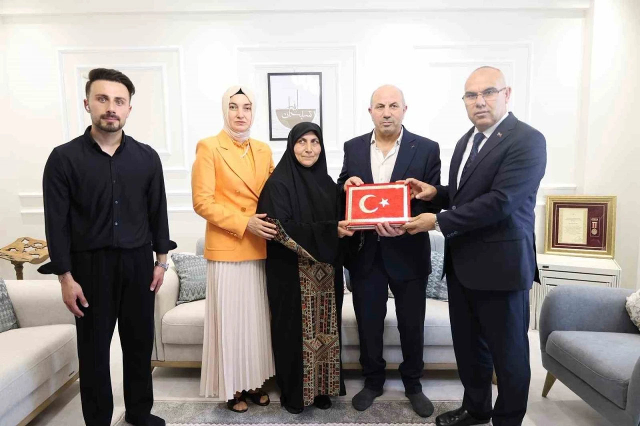 Ağrı Valisi Koç’tan 15 Temmuz gazisine anlamlı ziyaret
