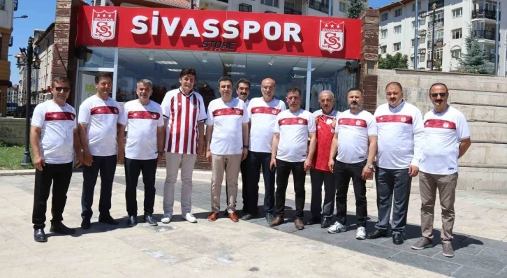 Ahi teşkilatından Sivasspor’a formalı destek
