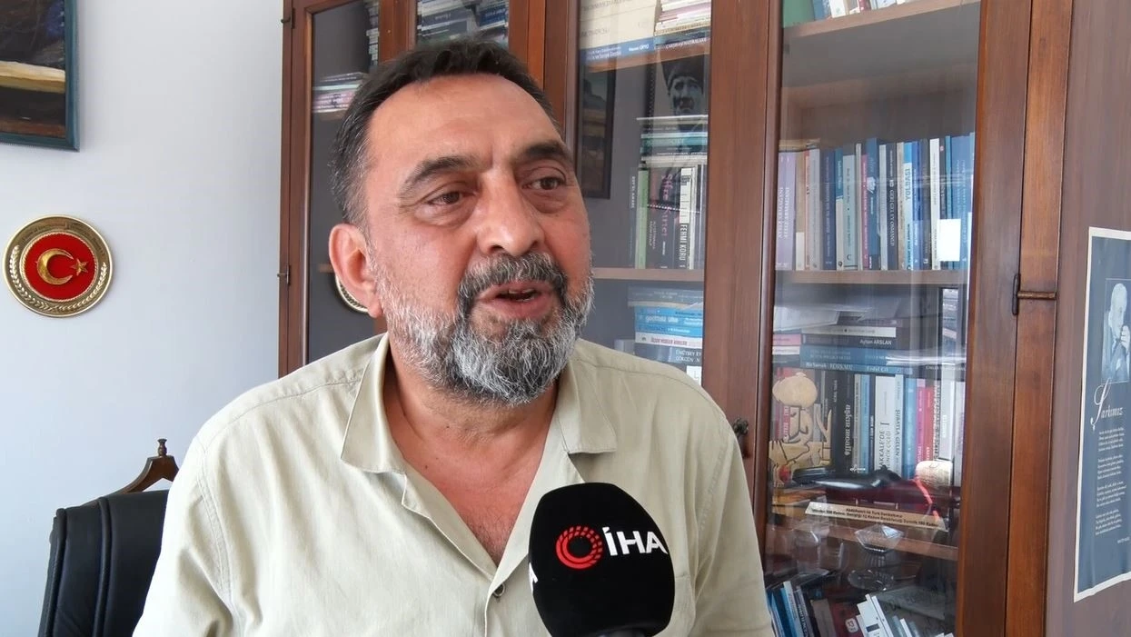 Ahmet Yenilmez, İsrail’in Gazze’ye yönelik soykırımına sessiz kalan ünlülere tepki gösterdi
