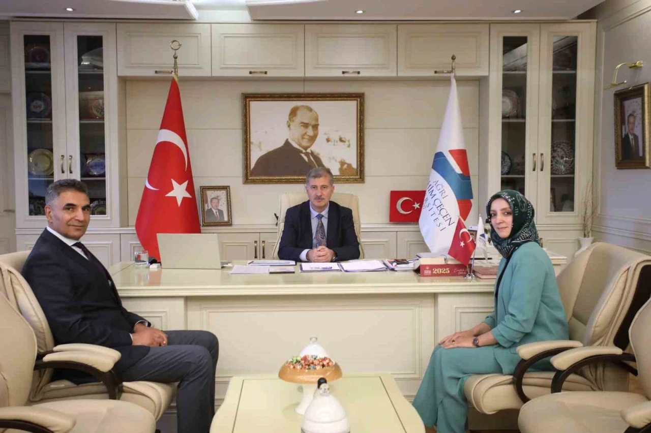 AİÇÜ’de kadın akademisyene anlamlı görev:
