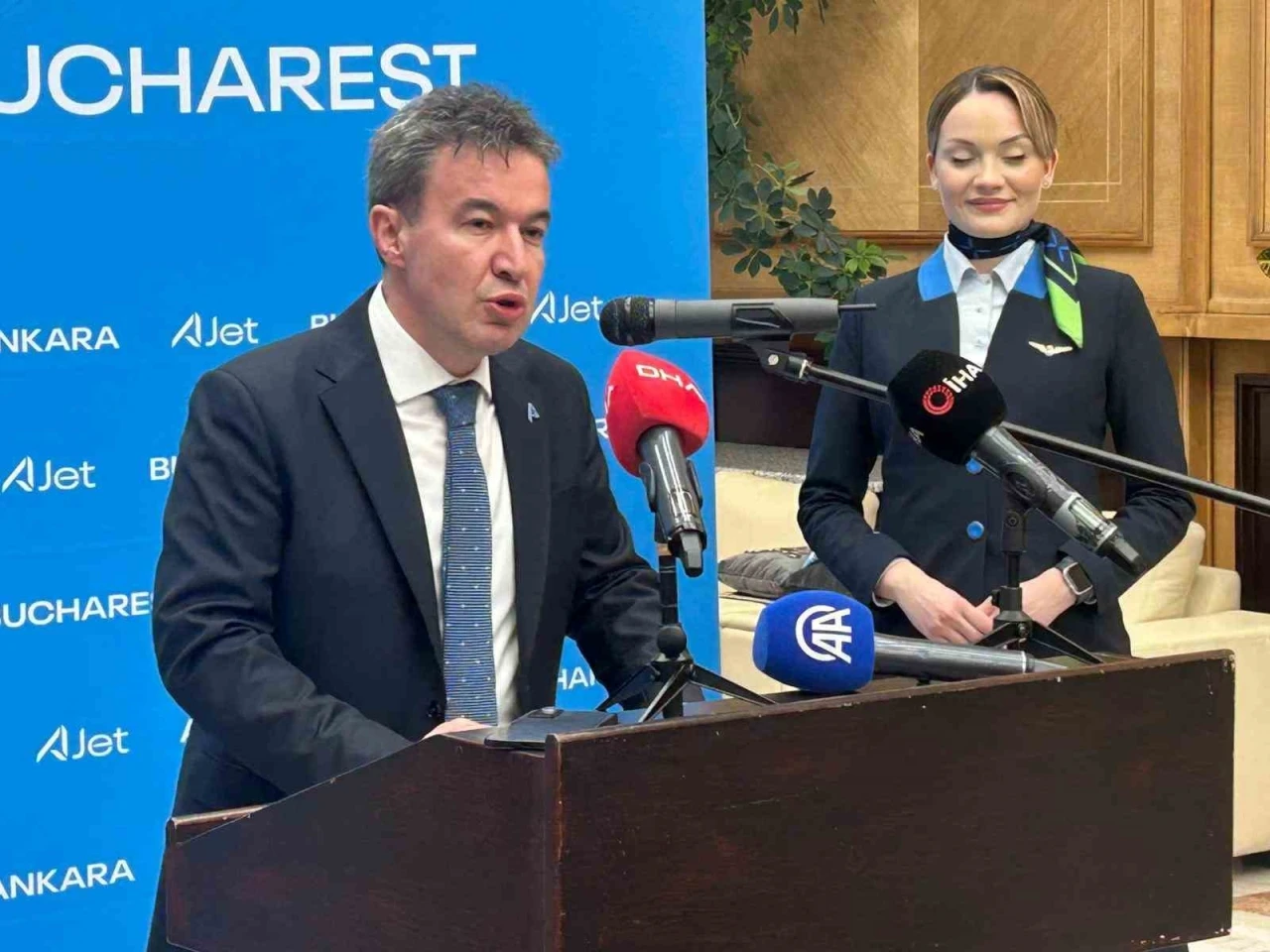 AJet Genel M&uuml;d&uuml;r&uuml; Sarp: "2033&rsquo;te tamamı yeni nesil 200 u&ccedil;akla operasyonlarımızı s&uuml;rd&uuml;rmeyi planlıyoruz"
