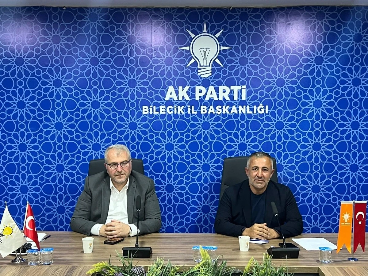 AK Parti Bilecik teşkilatında yol haritası belirlendi
