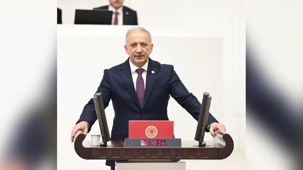 AK Parti'den Millet Bahçeleri Çıkışı