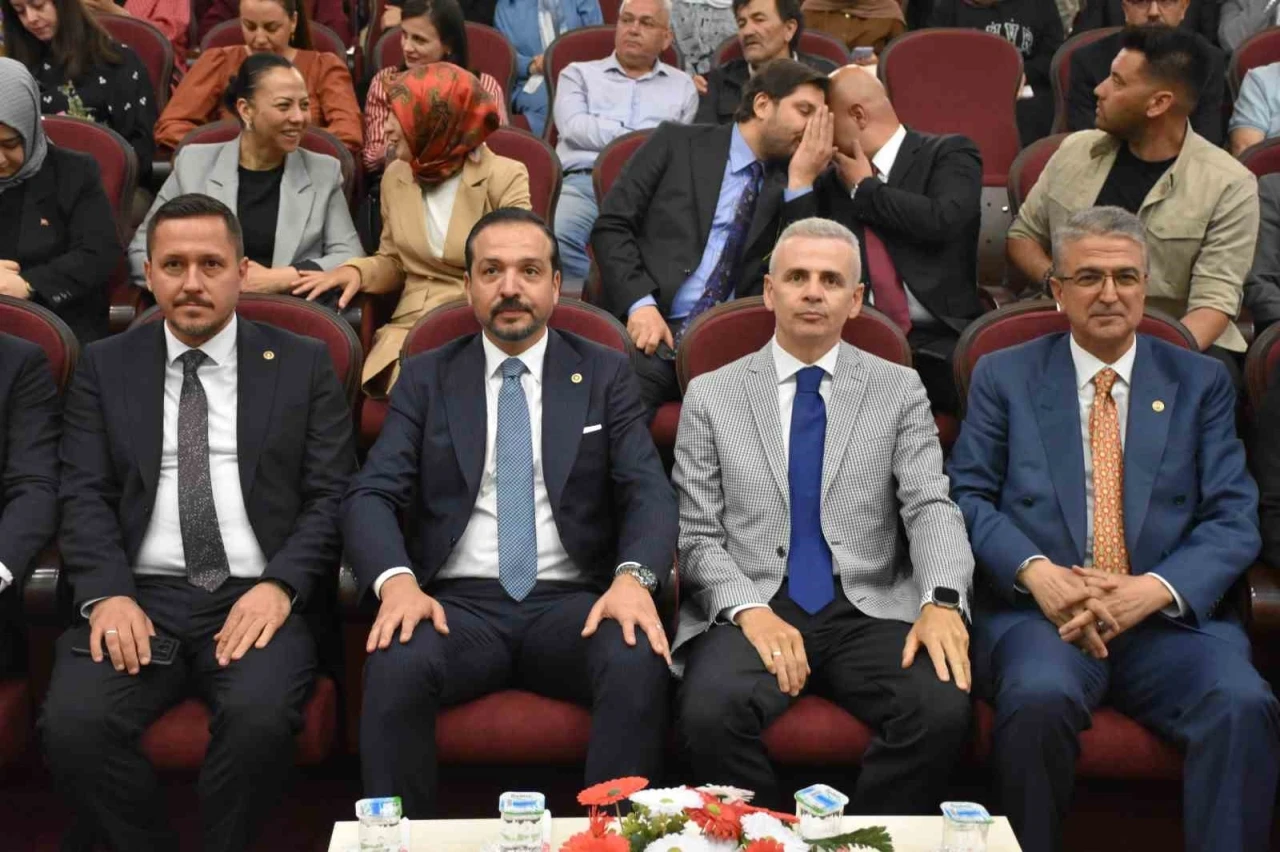 AK Parti Genel Başkan Yardımcısı Kürşad Zorlu: &quot;Karaman, Türkçenin kültürel başkentidir&quot;
