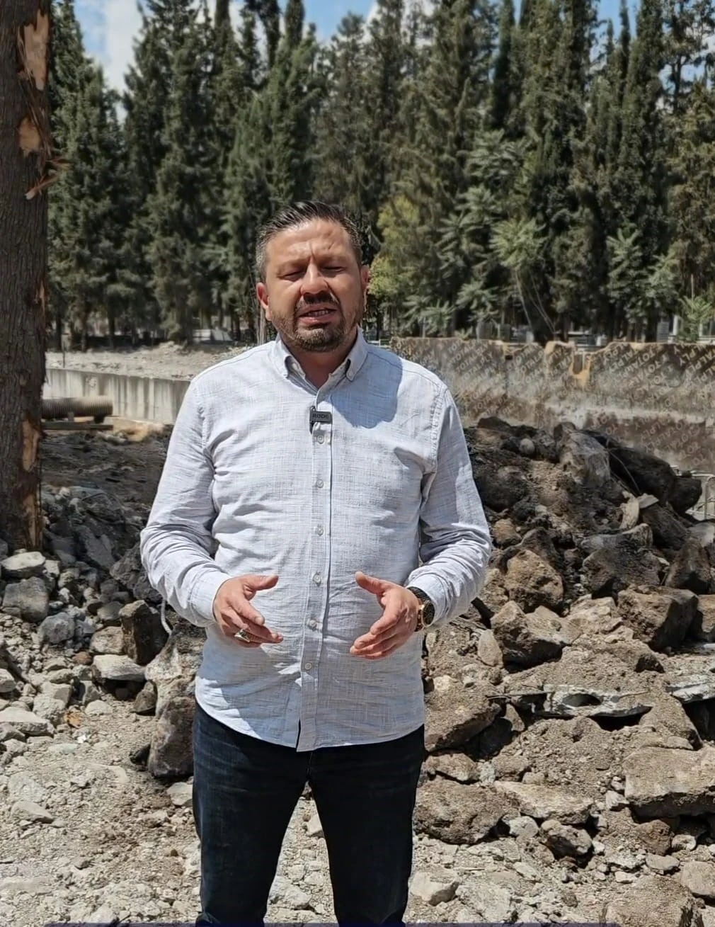 AK Parti İl Başkanı Mehmet Aydemir: &quot;Balıkesir’i bu enkazdan kurtarın&quot;
