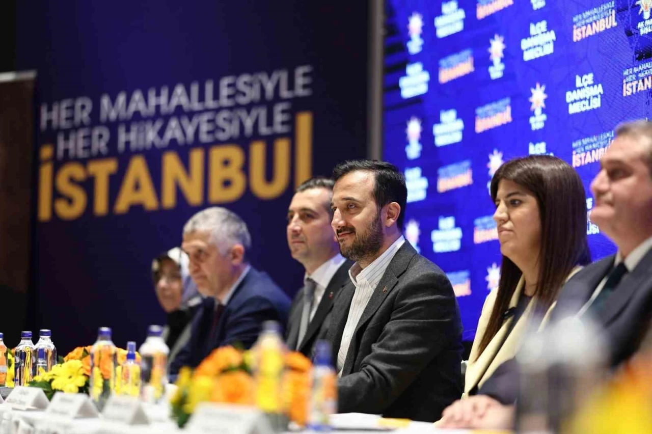 AK Parti İstanbul’dan ilçe ilçe danışma meclisleri
