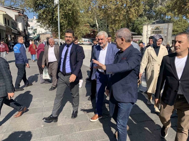 AK Parti İstanbul İl Başkanlığı, Ey&uuml;psultan&rsquo;da vatandaşlarla buluştu
