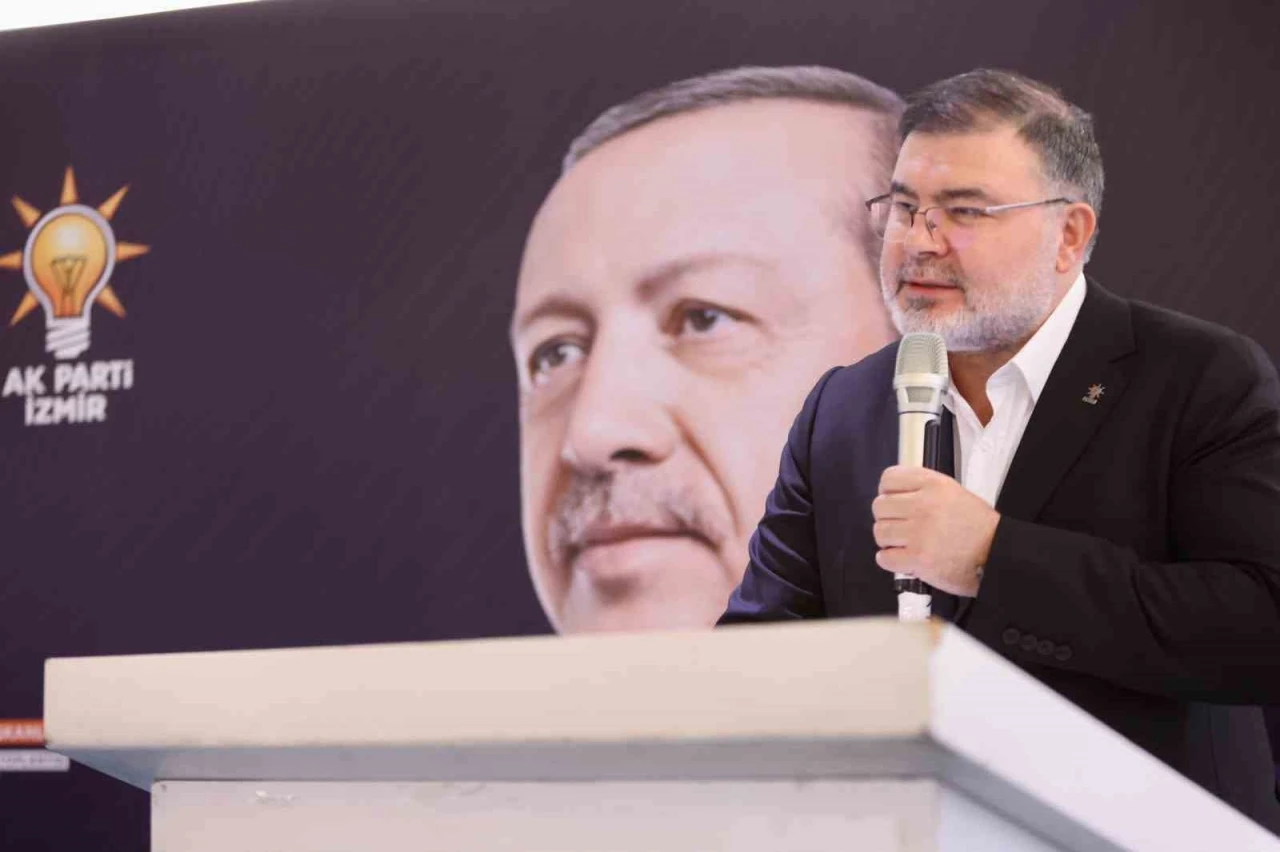AK Parti İzmir&rsquo;den &lsquo;Vefa&rsquo; buluşması
