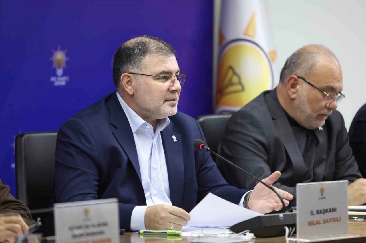 AK Parti İzmir İl Başkanı Saygılı: "Milletin partisi, milletle b&uuml;y&uuml;yor"
