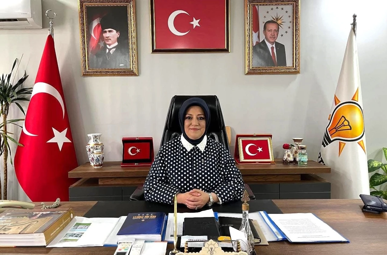 AK Parti Kütahya İl Başkanı Erenler: &quot;Türkiye Yüzyılı vizyonuyla kararlılıkla ilerliyoruz&quot;
