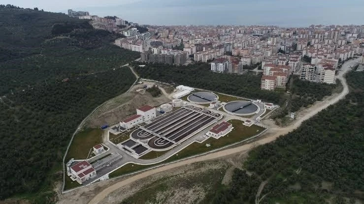 AK Parti’li Bayrak’tan CHP’li Mudanya Belediye Başkanı Dalgıç’a ’Arıtma tesisi’ tepkisi
