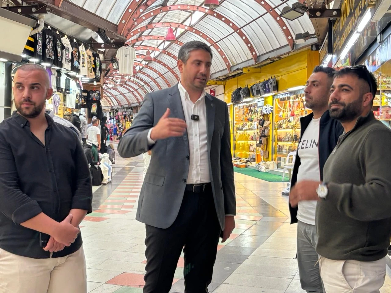 AK Parti Marmaris ilçe başkanı Aravi: “Esnafa engel olmayın”