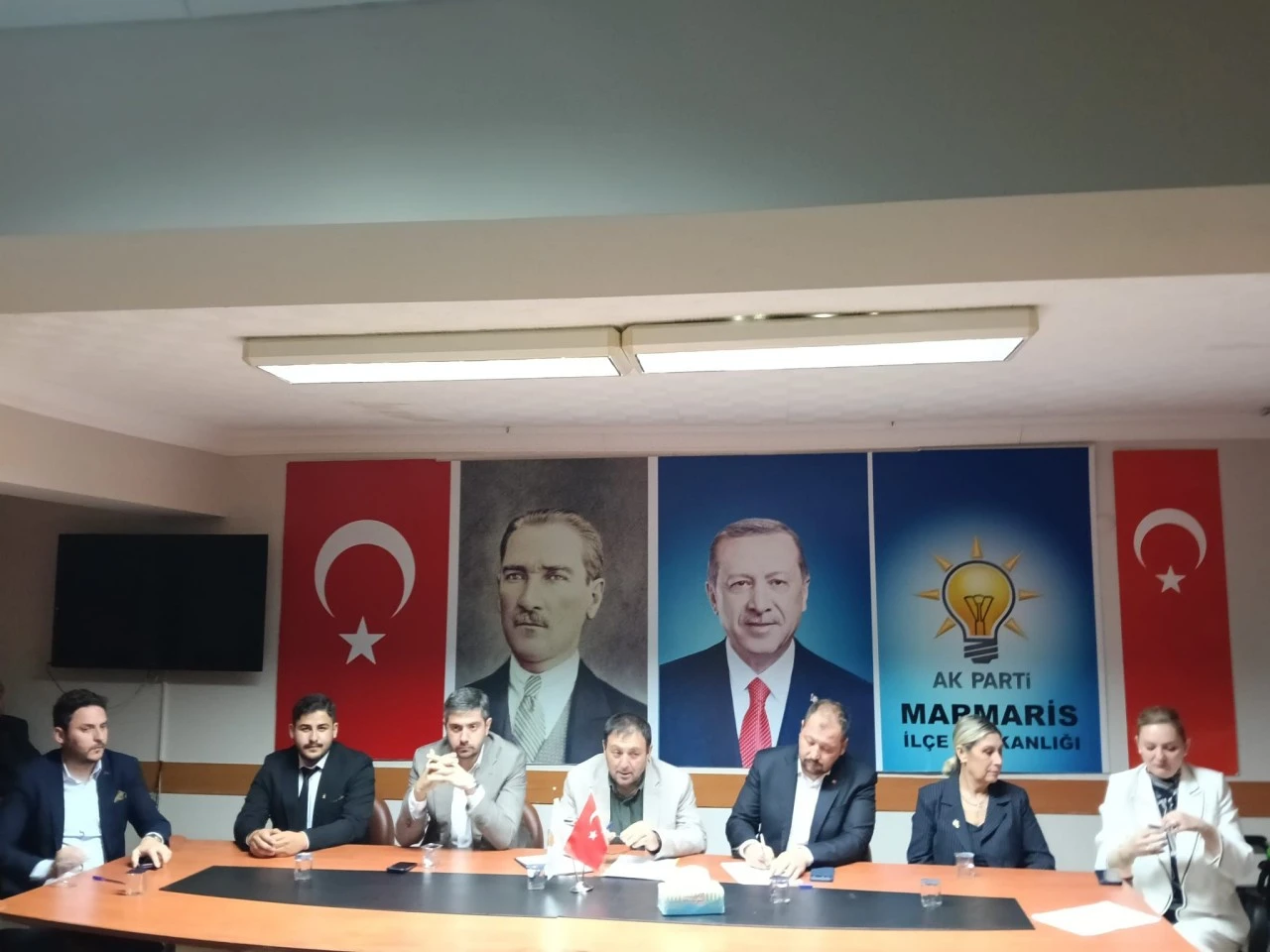 AK Parti Marmaris&rsquo;te Geniş Katılımlı Danışma Toplantısı: &ldquo;Teşkilat Sahaya İnmekte Kararlı&rdquo;