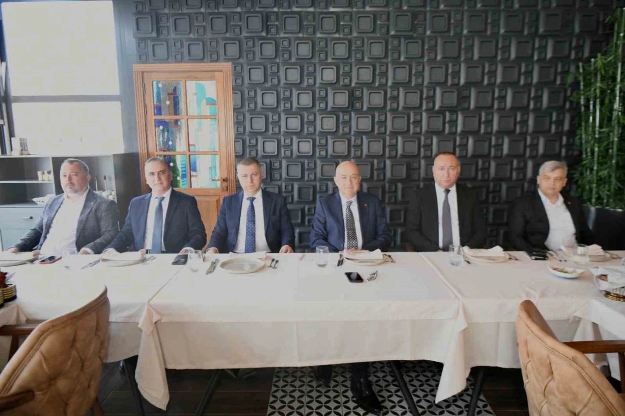 AK Parti Milletvekili Ayhan Gider: "Bizim g&uuml;ndemimizde kavga değil, hizmet var"
