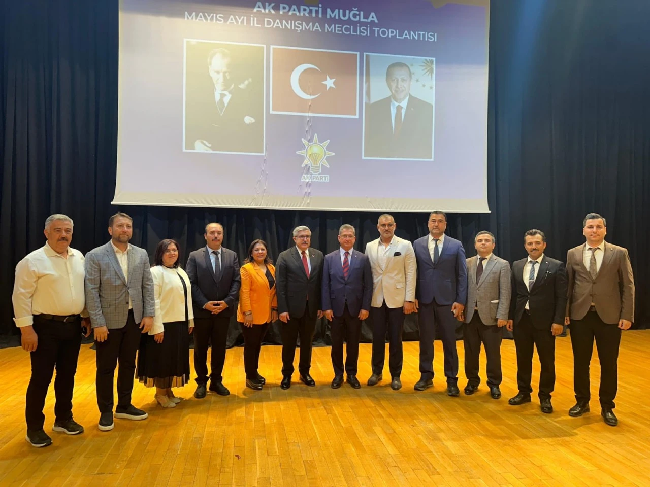 AK Parti Muğla'da Coşkulu Danışma Meclisi Toplantısı