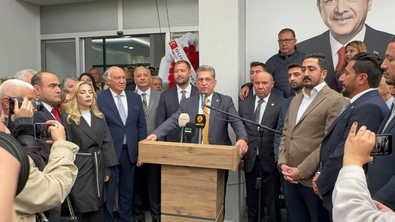 Ak Parti Muğla İl Başkanlığı’nda Görev Devir Töreni