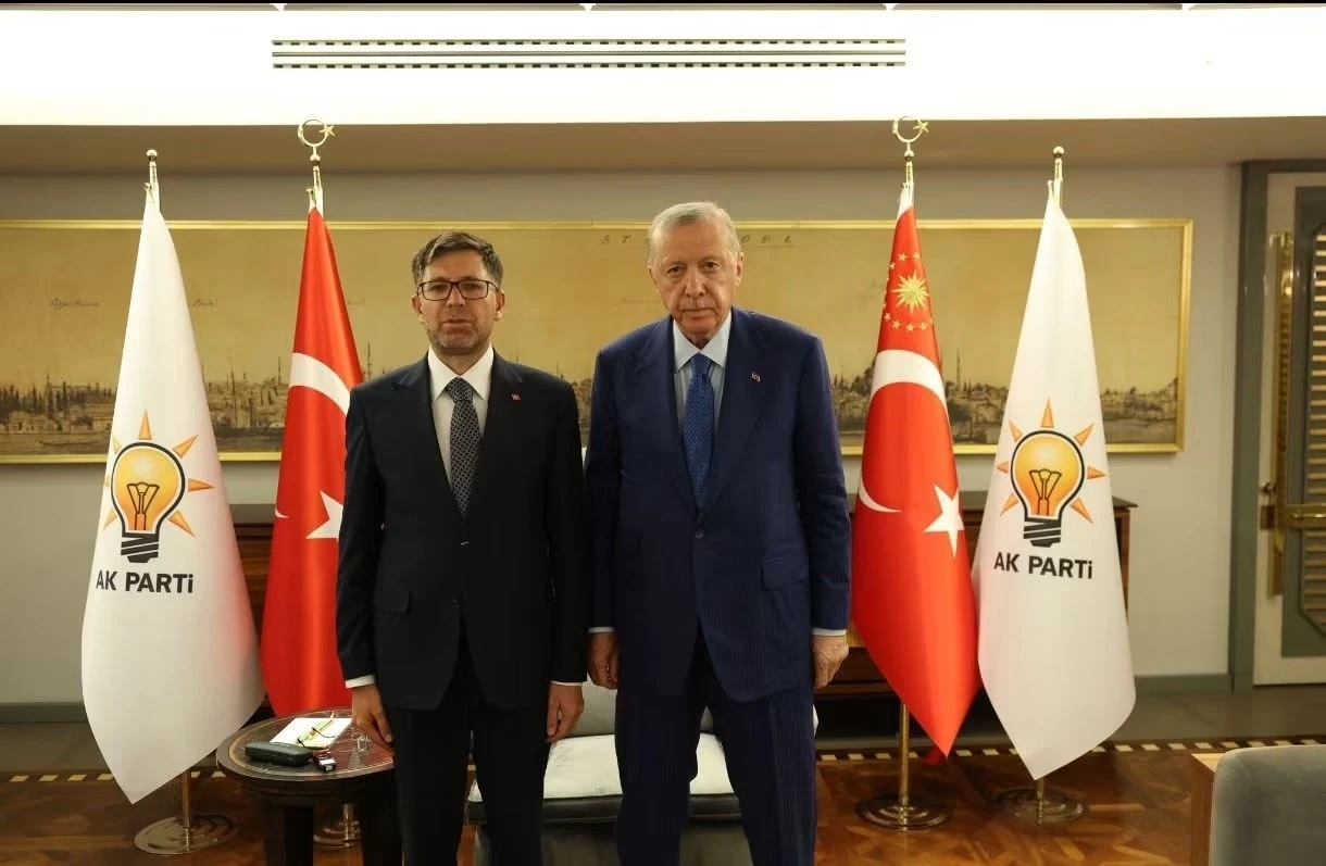 AK Parti Siirt İl Başkanlığına Abdulhakim Gider g&ouml;revlendirildi
