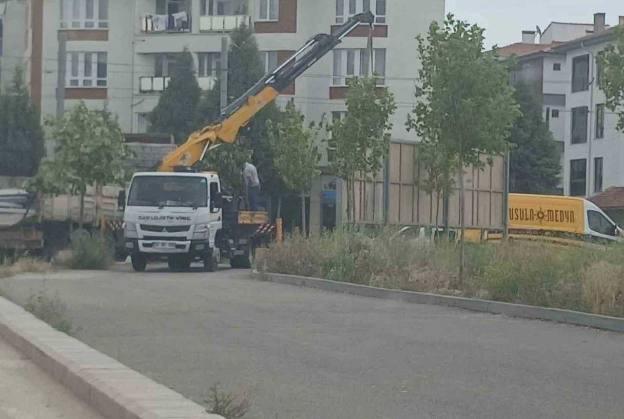 AK Parti Tepebaşı İl&ccedil;e Başkanı Tun&ccedil;: "Eskişehir&rsquo;de belediyecilik anlayışı ciddi bir koordinasyon sorunuyla karşı karşıya"
