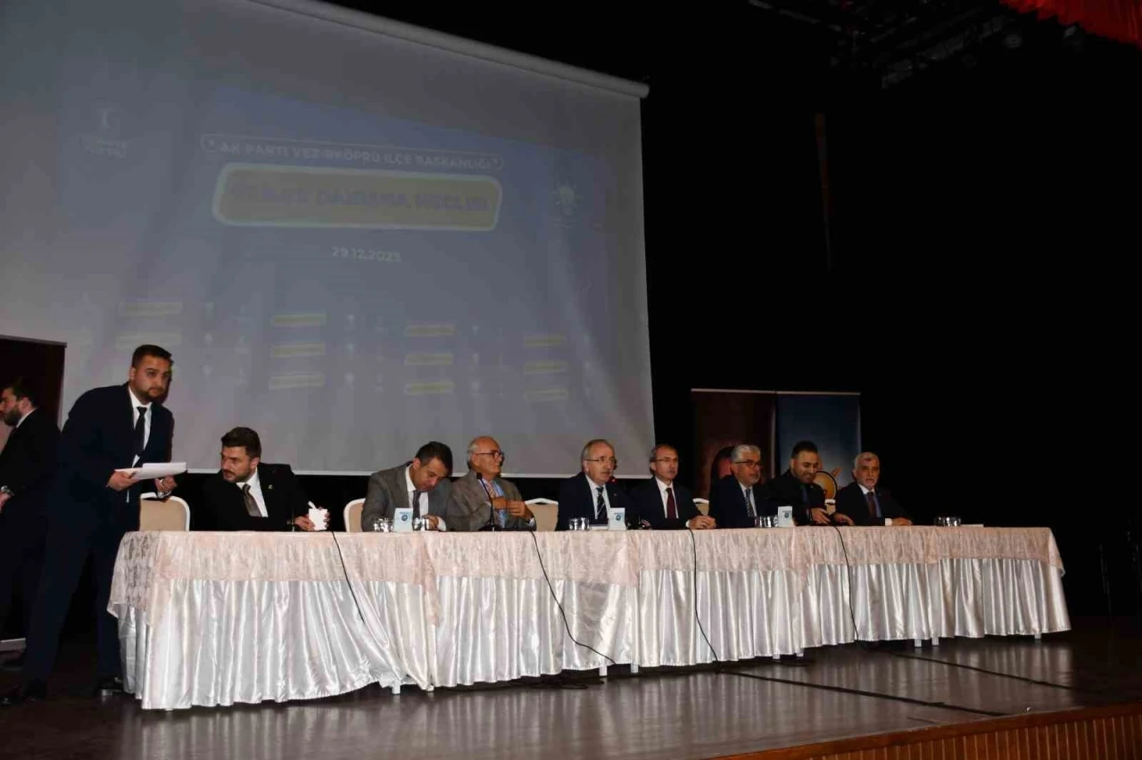 AK Parti Vezirk&ouml;pr&uuml;&rsquo;de teşkilat buluşması
