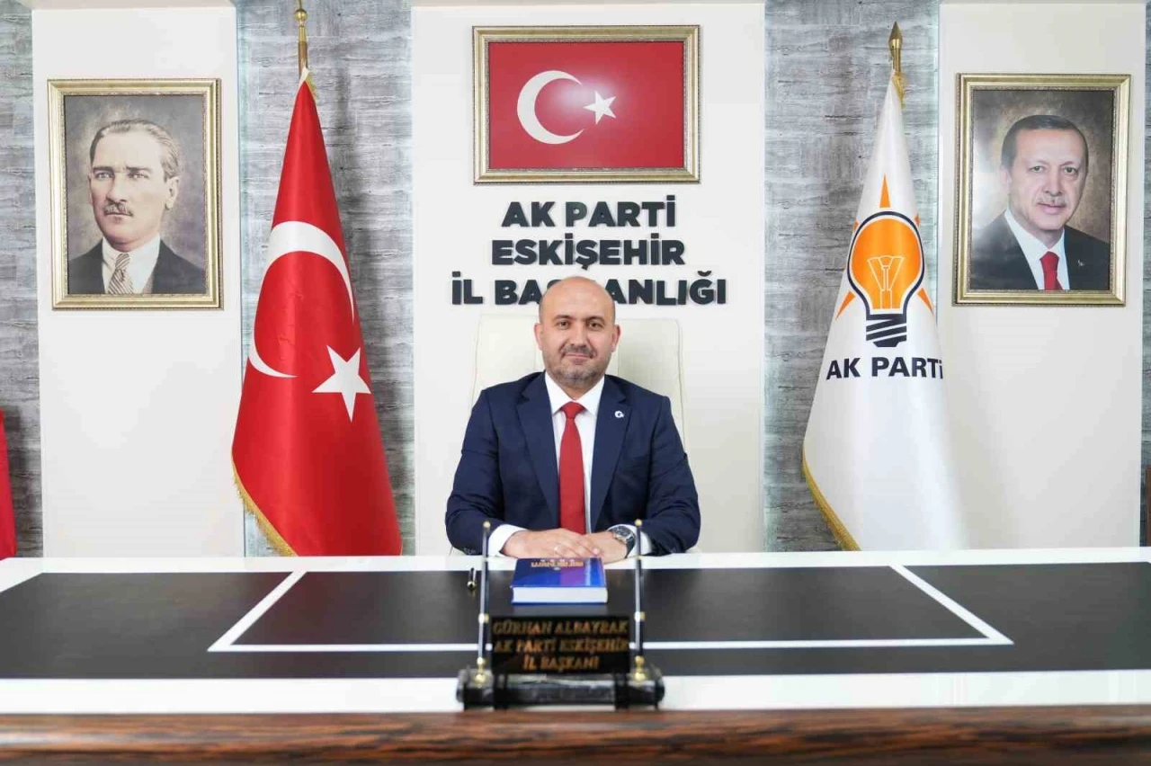 AK Parti&rsquo;ye 8 bin 650 yeni &uuml;ye
