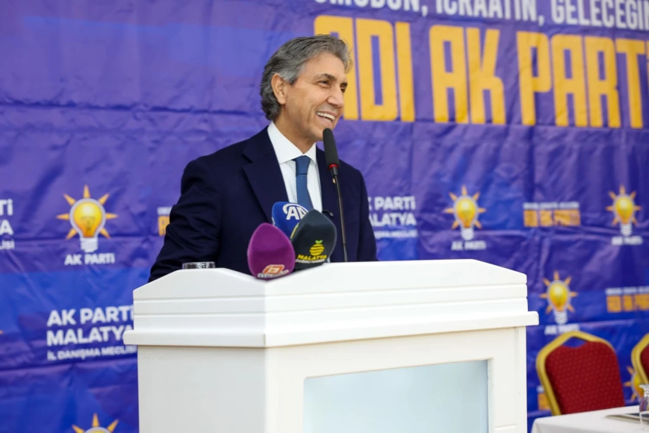 AK Partili Mustafa Demir: "Ankara&rsquo;da su yok, bu milletle bağı kopmuş belediyeciliğin sonucudur"
