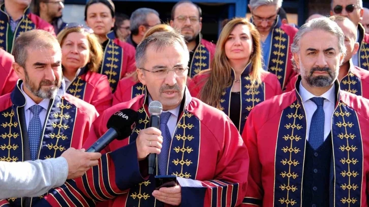 Akademisyenlerden İsrail&rsquo;e tepki
