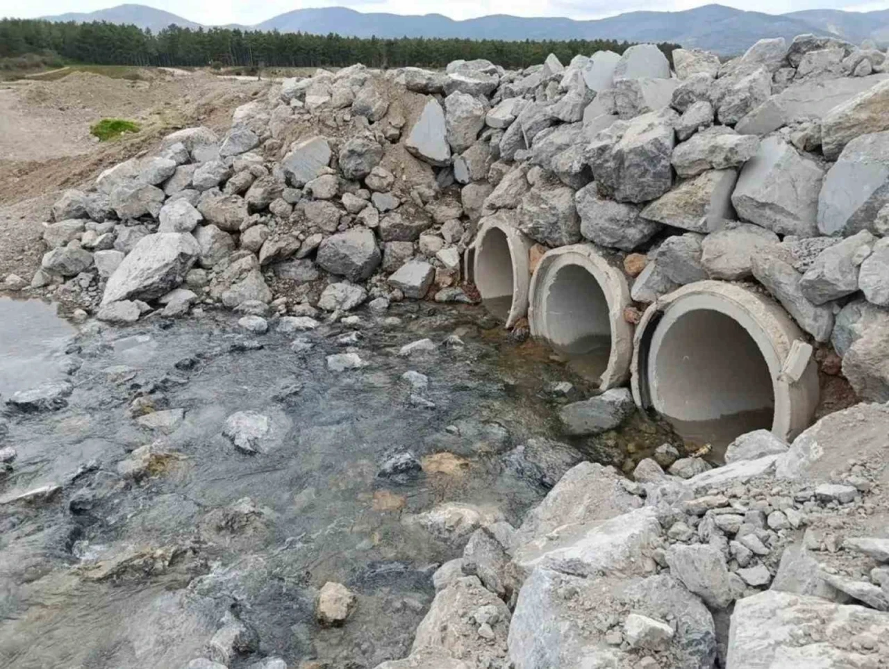 Akdağ Tabiat Parkı&rsquo;nın &ccedil;&ouml;ken yolu tamir edildi
