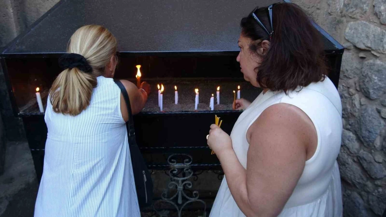 Akdamar Kilisesi’ndeki 13’üncü ayin başladı
