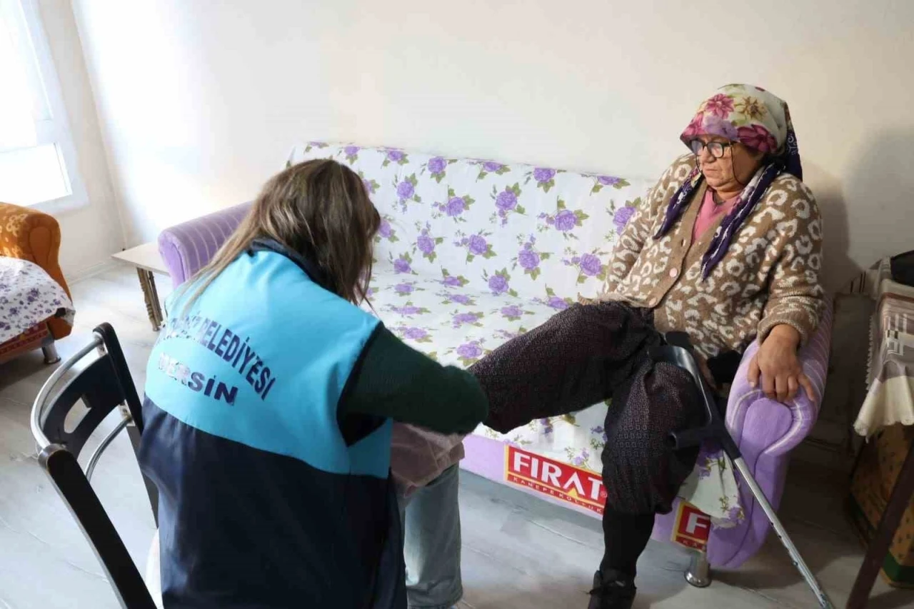 Akdeniz Belediyesinden 500 haneye ’evde temizlik ve kişisel bakım’ desteği

