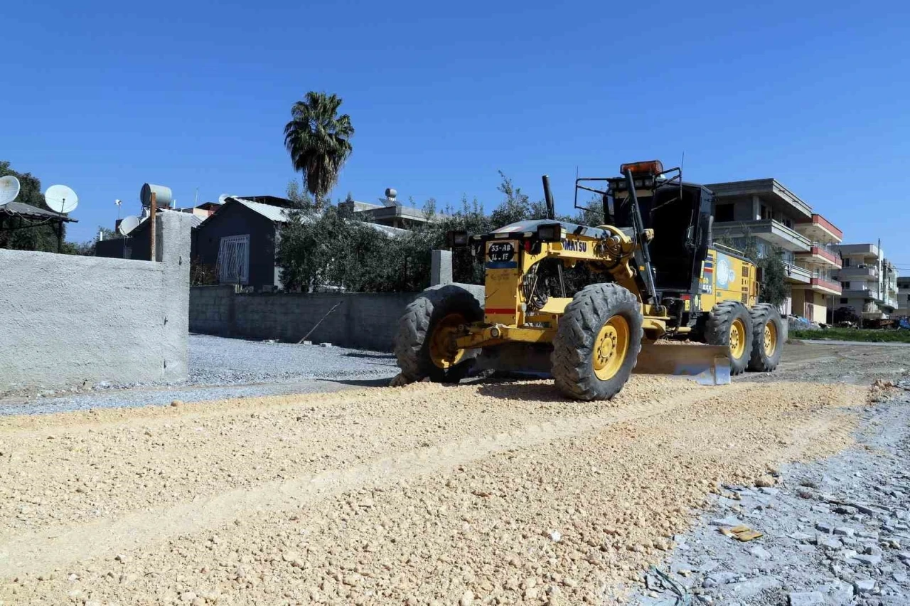 Akdeniz’de imarlı yeni yollar açılıyor