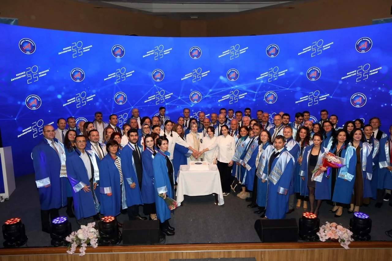 Akdeniz &Uuml;niversitesi&rsquo;nde akademik t&ouml;ren gururu
