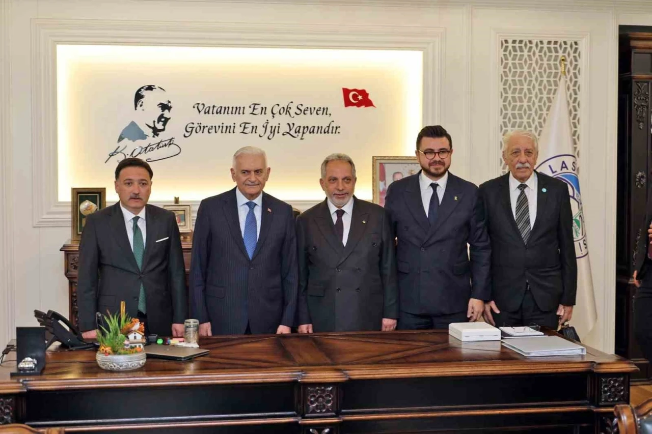 Aksakallar Heyeti Başkanı Yıldırım: "Eminim ki Kayseri yıl boyunca T&uuml;rk D&uuml;nyası K&uuml;lt&uuml;r Başkenti unvanının hakkını verecek"
