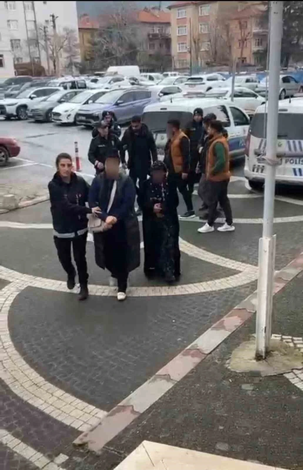 Akşehir&rsquo;de ka&ccedil;ak g&ouml;&ccedil;men operasyonu
